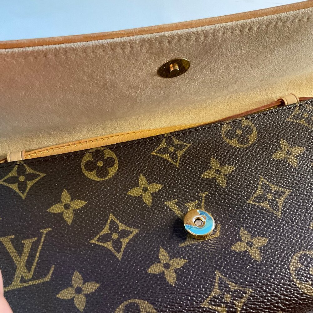 LOUIS VUITTON Monogram Pochette Twin -  LARGE GM 2way Shoulder Bag - Picture 2 of 9